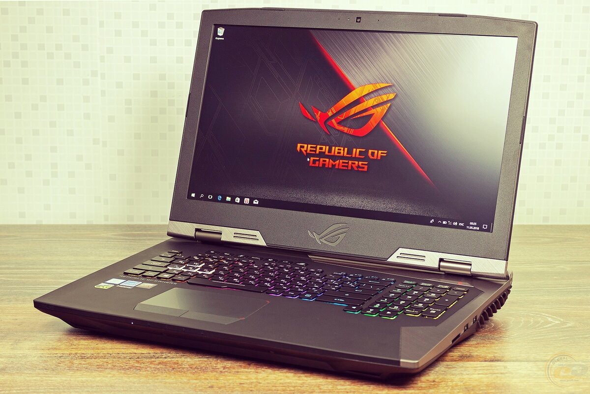 ASUS ROG G703GXR-EV028T