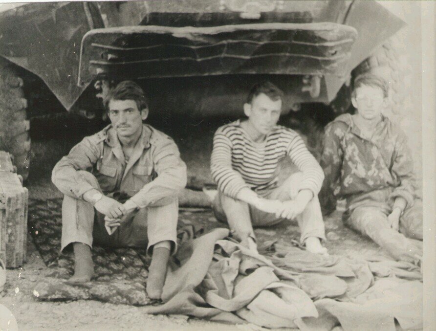  Афганистан. В центре командир роты гвардии капитан Матяш А.Ф.