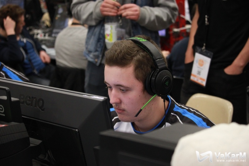 ZywOo competing at one of his first French LANs (Photo: Vakarm)