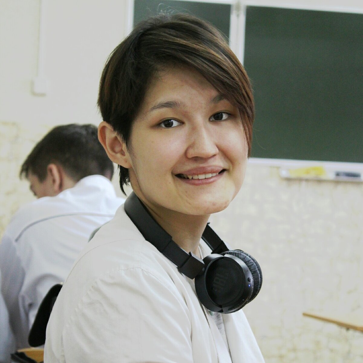 Улыбайтесь чаще)  А также подписывайтесь на канал, чтобы он имел возможность развиваться, принося вам пользу)