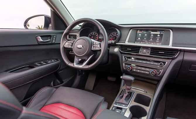 Салон Kia Optima