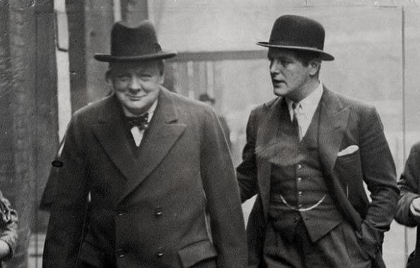 Уинстон Черчилль с сыном Рэндольфом