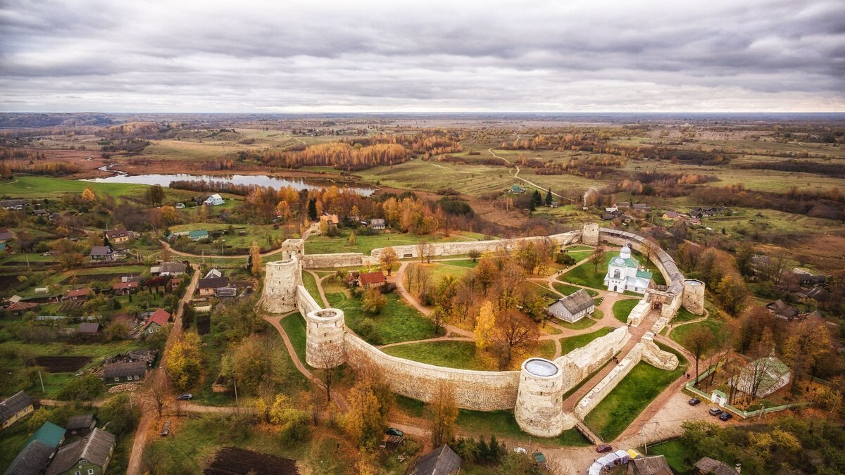 Фото с сайта soborpskov.ru