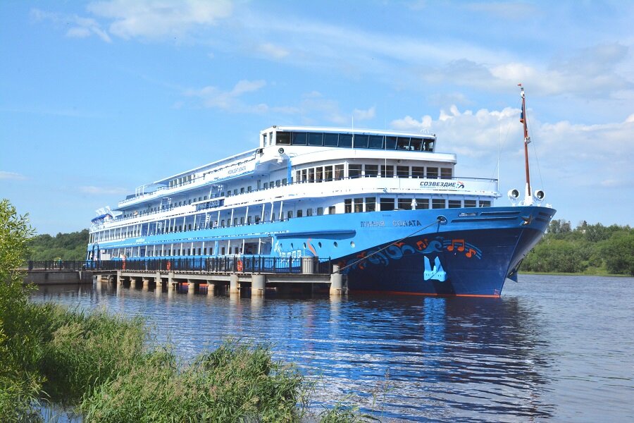 речной круиз кижи. карелия теплоход валаам. теплоход на кижи из санкт петербурга. кижи-валаам на теплоходе. андрей первозванный теплоход валаам.