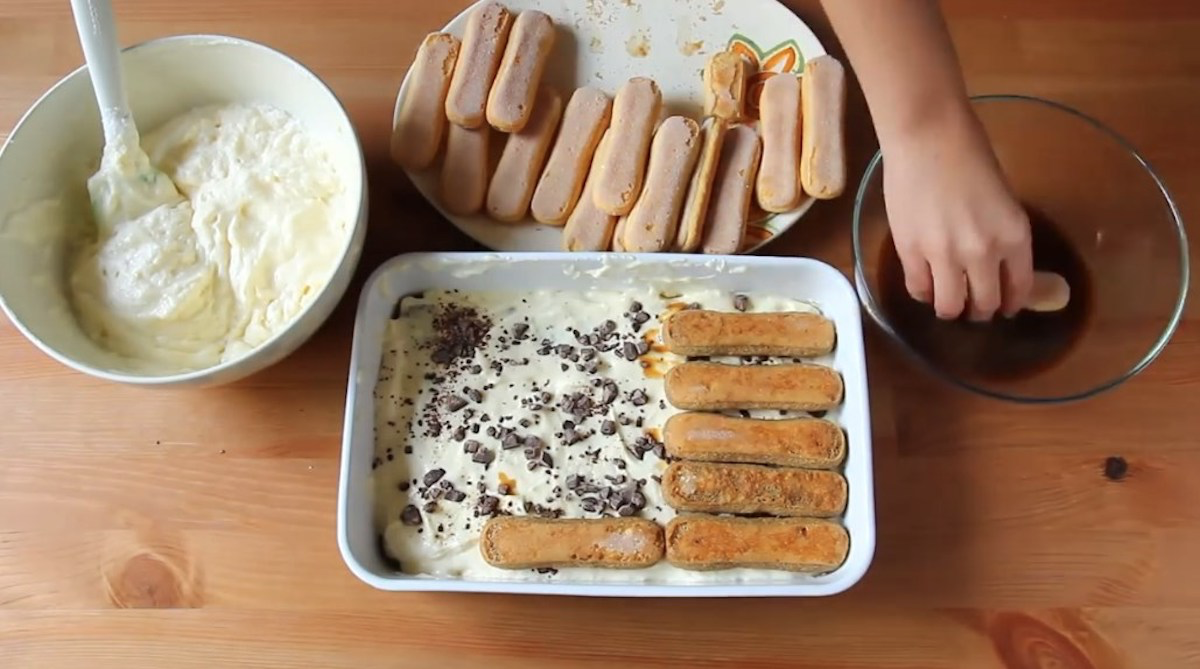 Видео рецепт: как приготовить бисквитное печенье Савоярди