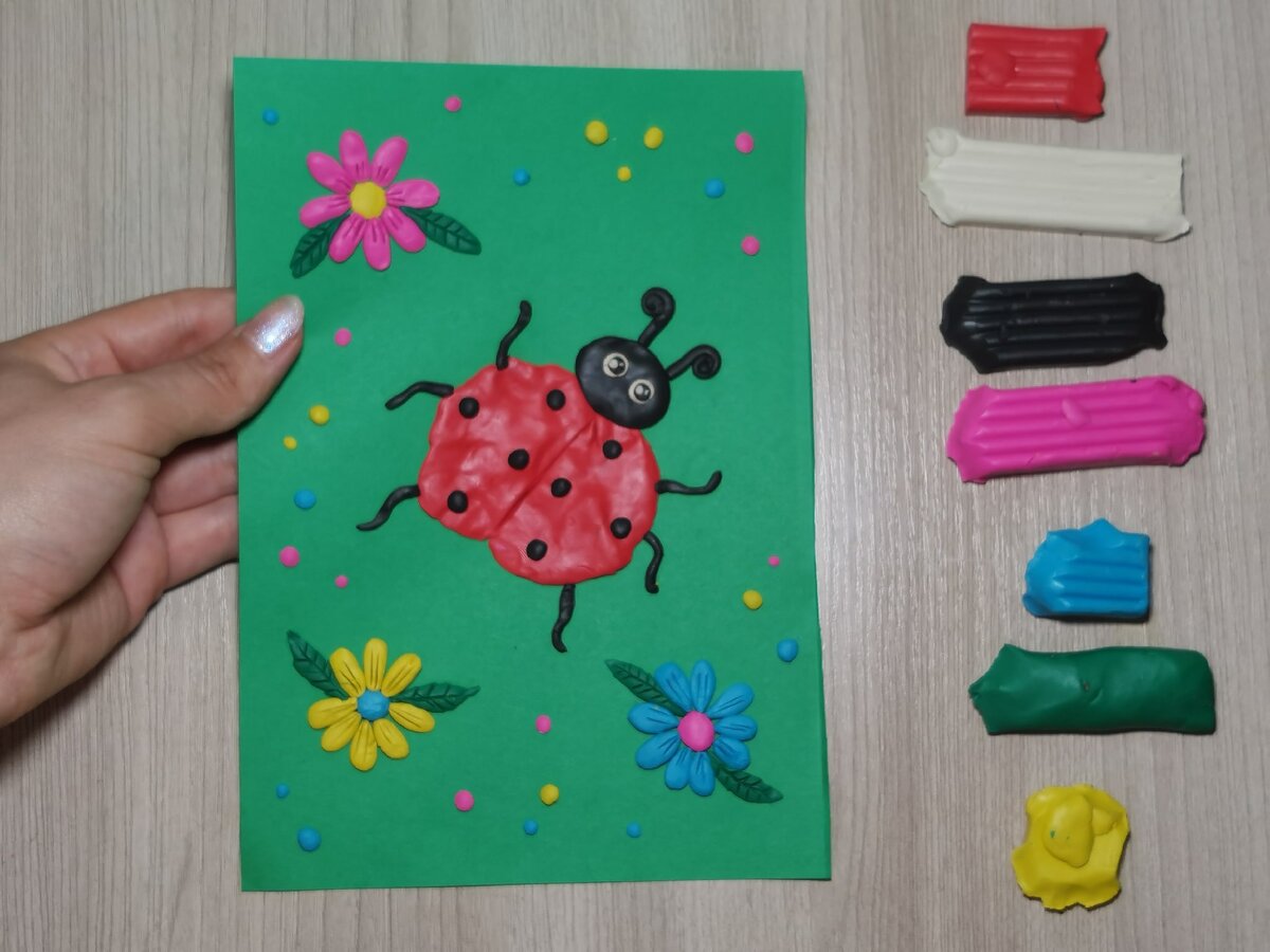 Божья коровка из пластилина для детей