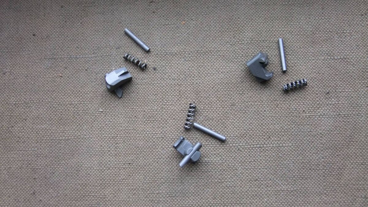 Выбрасыватели с осями и пружинами