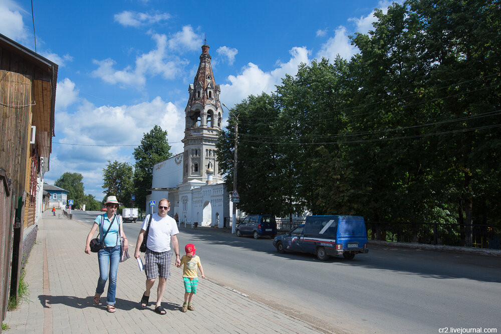 Боровский площадь. Площадь города Боровск. Храм Преображения Господня Боровск. Боровск Пятницкая улица.