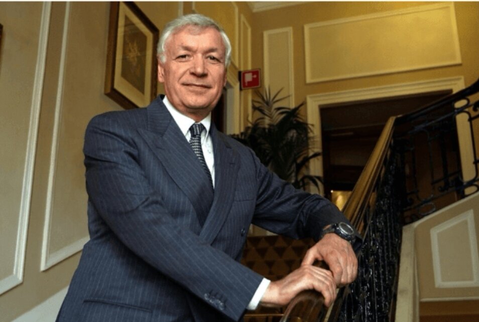 Мауро Сентинелли (Mauro Sentinelli)