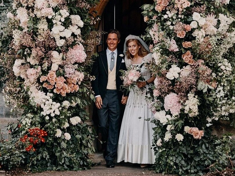 Свадьба принцессы Беатрис и Эдоардо Мапелли Моцци. Фото из сети Интернет