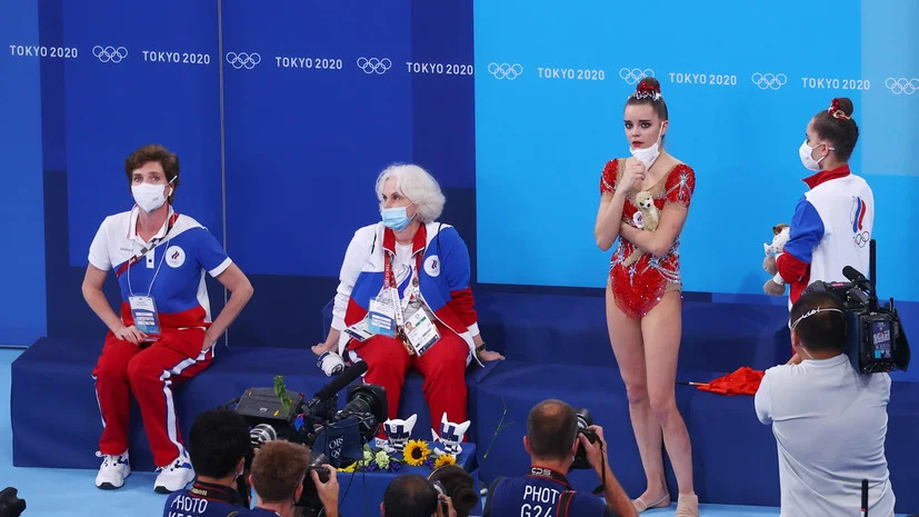 Дина в ожидании оценок в ленте