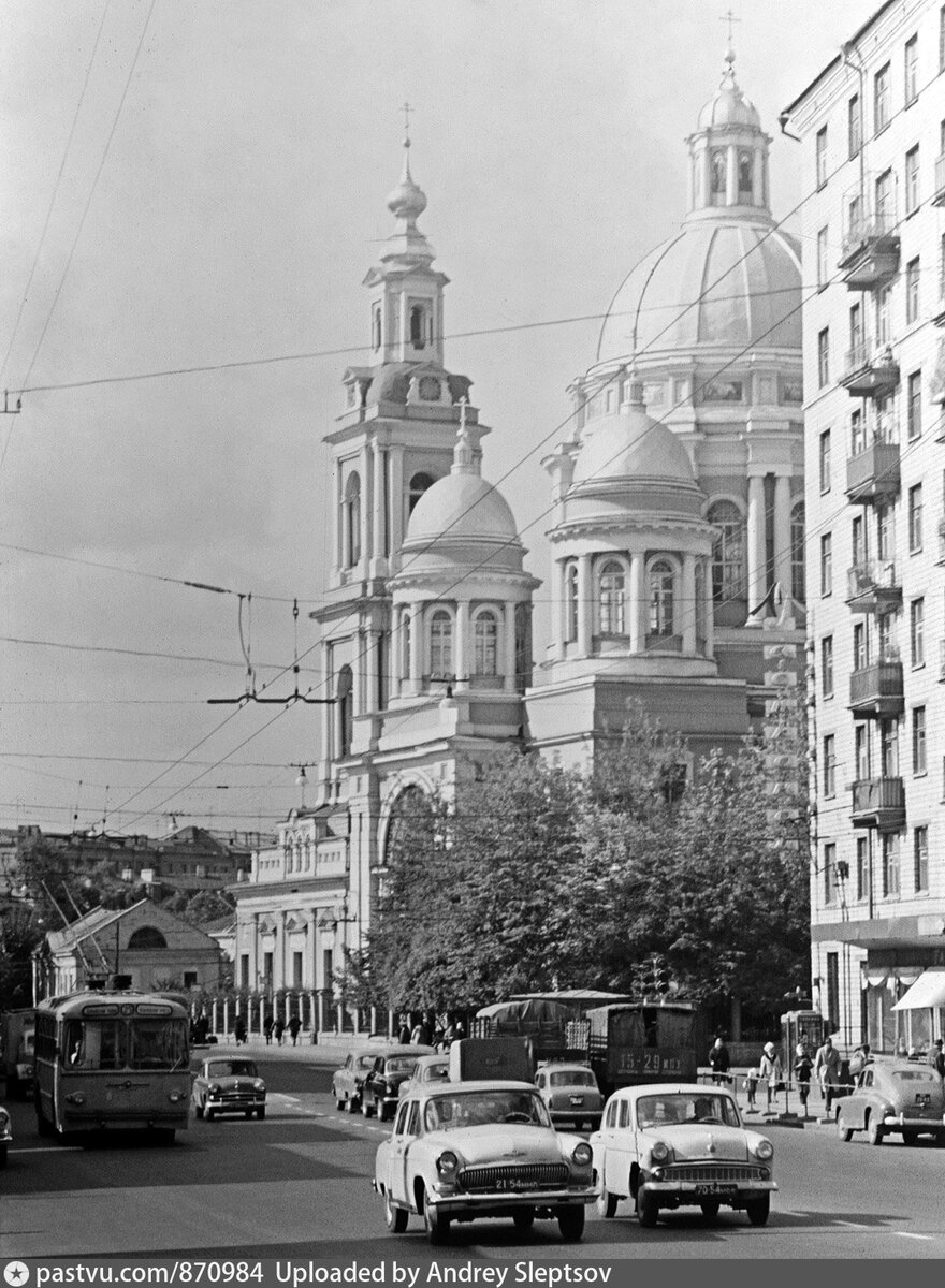 Спартаковская улица в москве