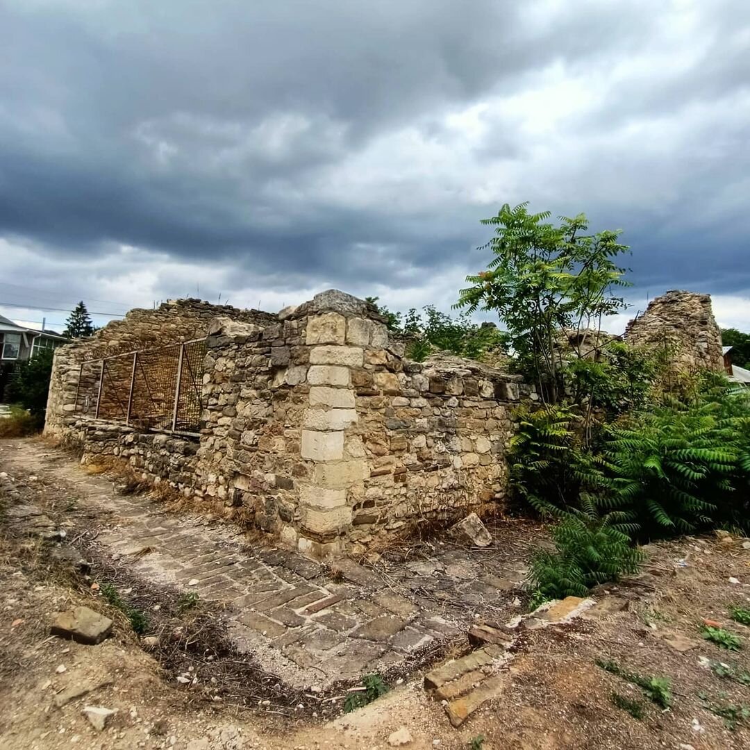 Старый крым. История старого крыма. Древний город солхат. История старого крыма. Мечеть бейбарса старый крым.