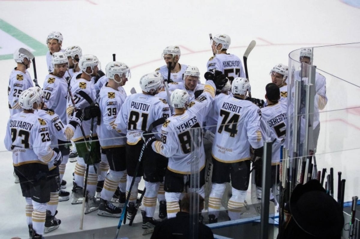    ХК «Адмирал» разгромил «Сочи» и выиграл предсезонный турнир