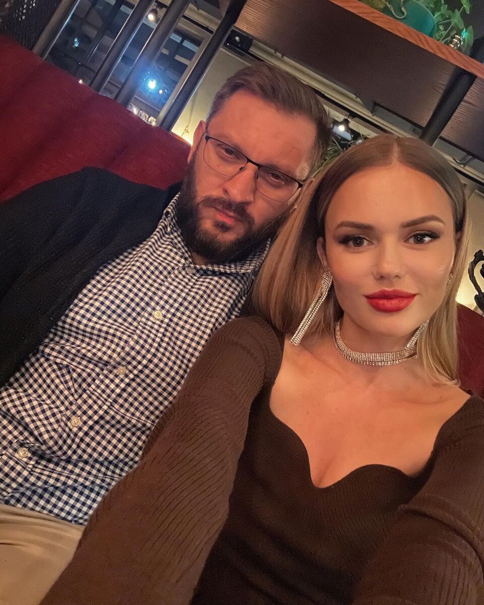 Марк Бартон и Анастасия Маркина