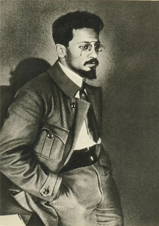 Яков Свердлов