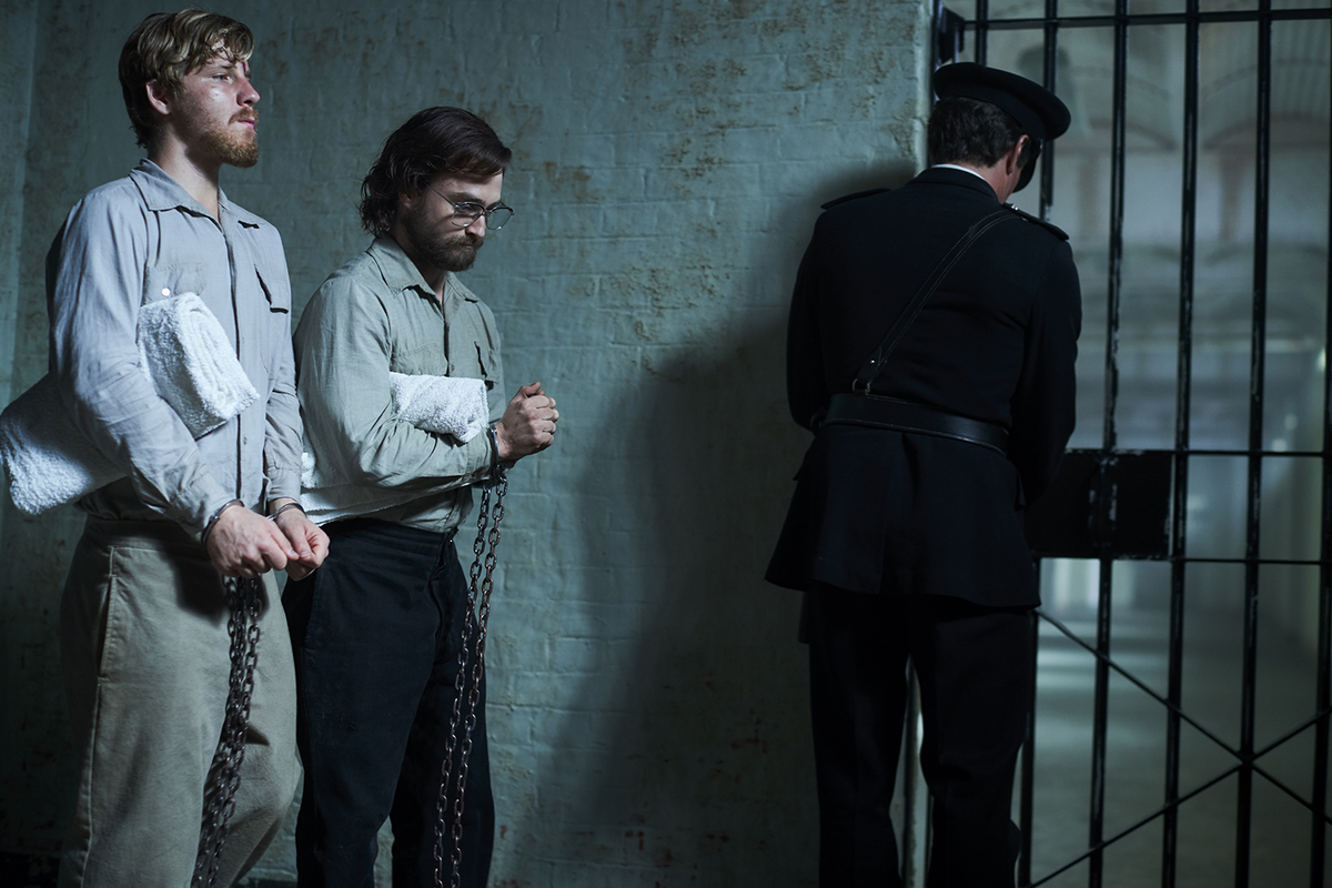 Искупление шоушенка. Уильям сэдлер побег из шоушенка. Энди дюфрейн. Побег из под. Дэниел рэдклифф побег из претории.