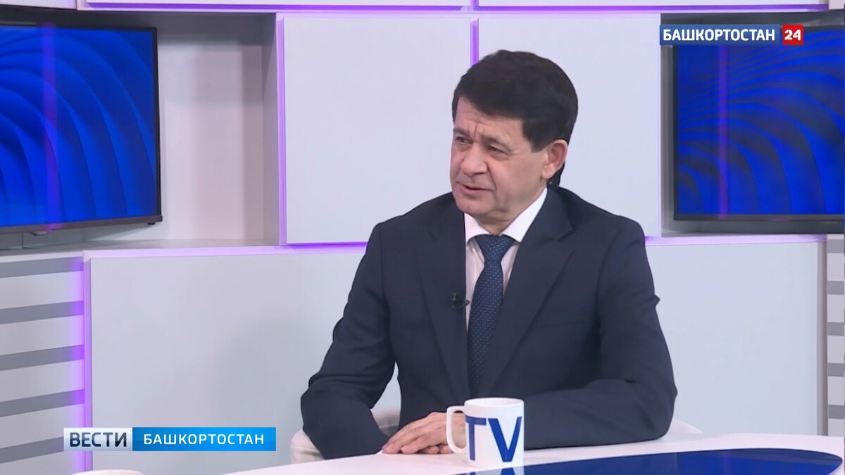 Хабиров радий фаритович указ. Башкортостан отставки. Послании глава республики радий хабиров. Радий хабиров. Министр промышленности карпухин.