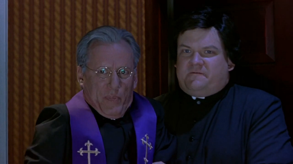 Кадр из фильма "Очень страшное кино 2", 2001