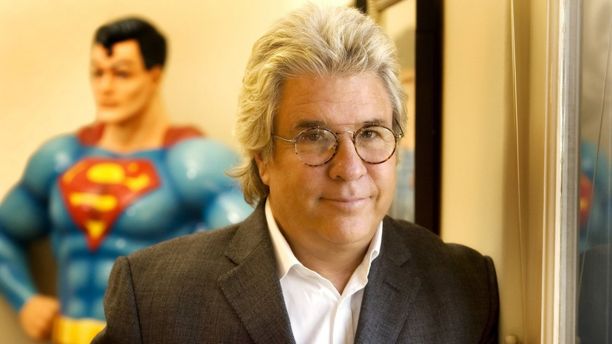 Джон Питерс.