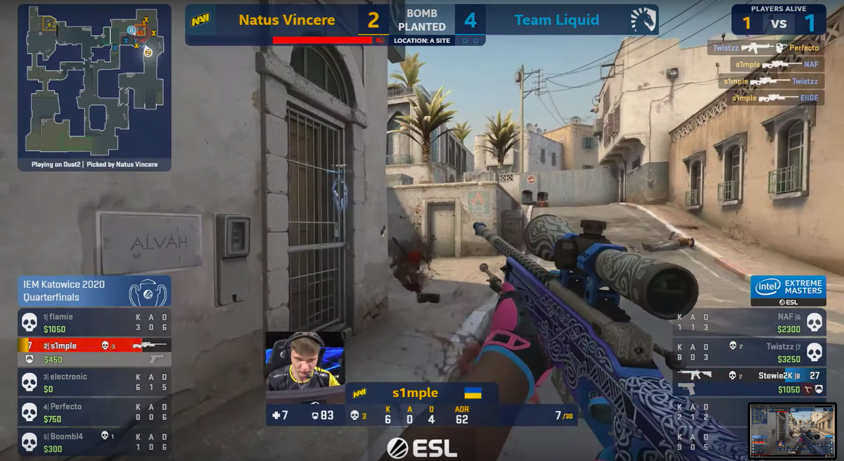Момент из клатча S1mple'a 1 vs 4.