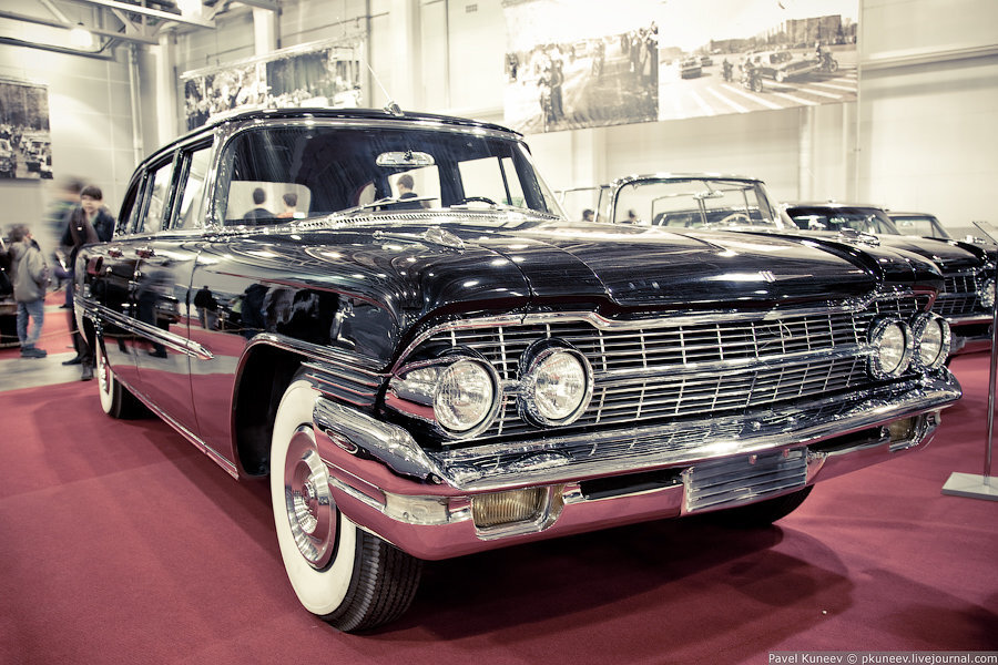 ЗИЛ-111 (Источник изображения Яндекс.Картинки)