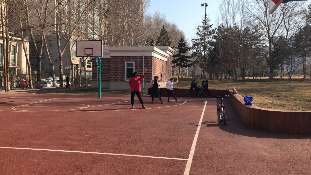 Если китайцы на зарядке - значит конец света отменяется!