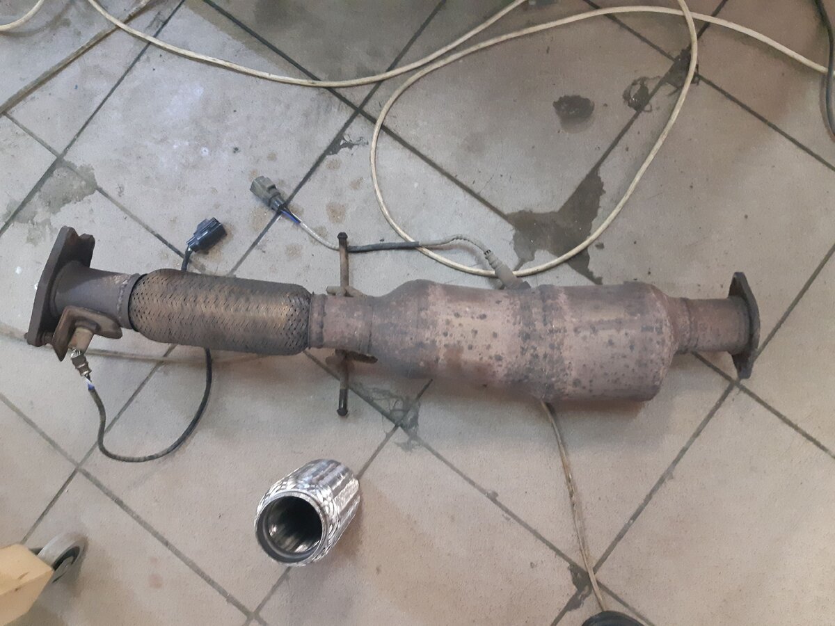 Катализатор Volvo S40