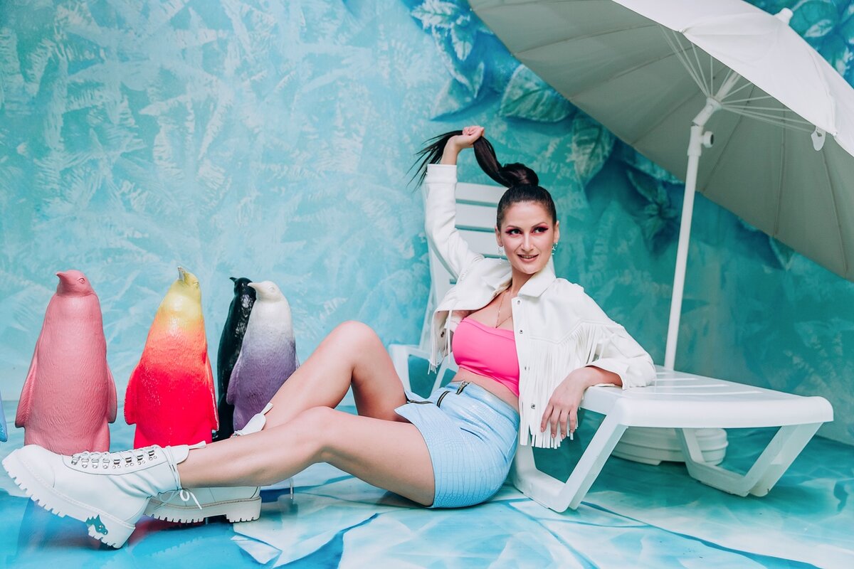 Anokhina elizabeth 2007 foot. Новый клип розовое. Розовый клип. Включи клип розовый. Включи клип розовый.