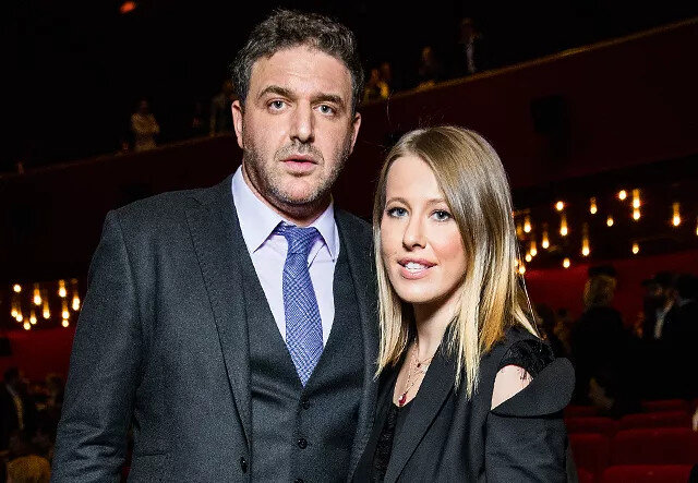 Ксения с первым мужем Максимом Виторганом