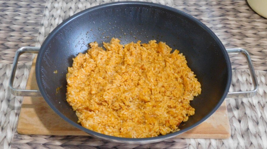 Рис с томатной пастой