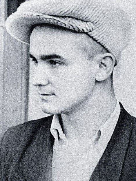 В. Шиловский в молодости