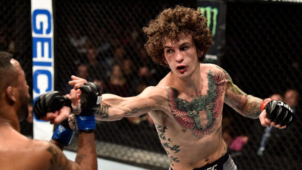 Источник https://vk.com/ufc_news