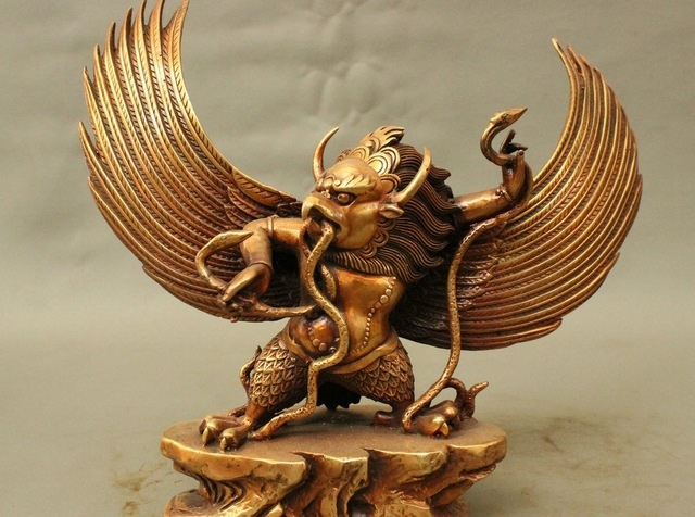 Фото взято на сайте: https://vk.com/@burhanchi-garuda