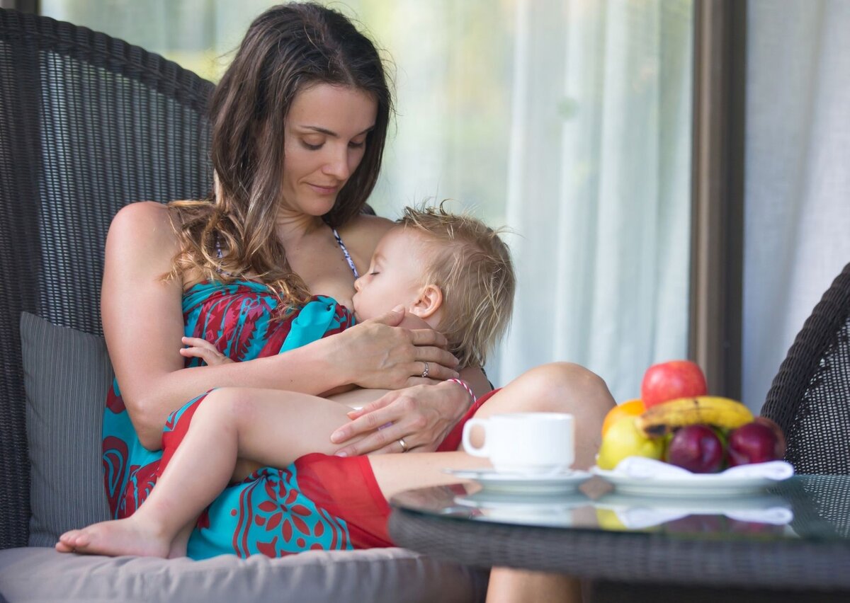 Breastfeeding a toddler by fox & lemonade