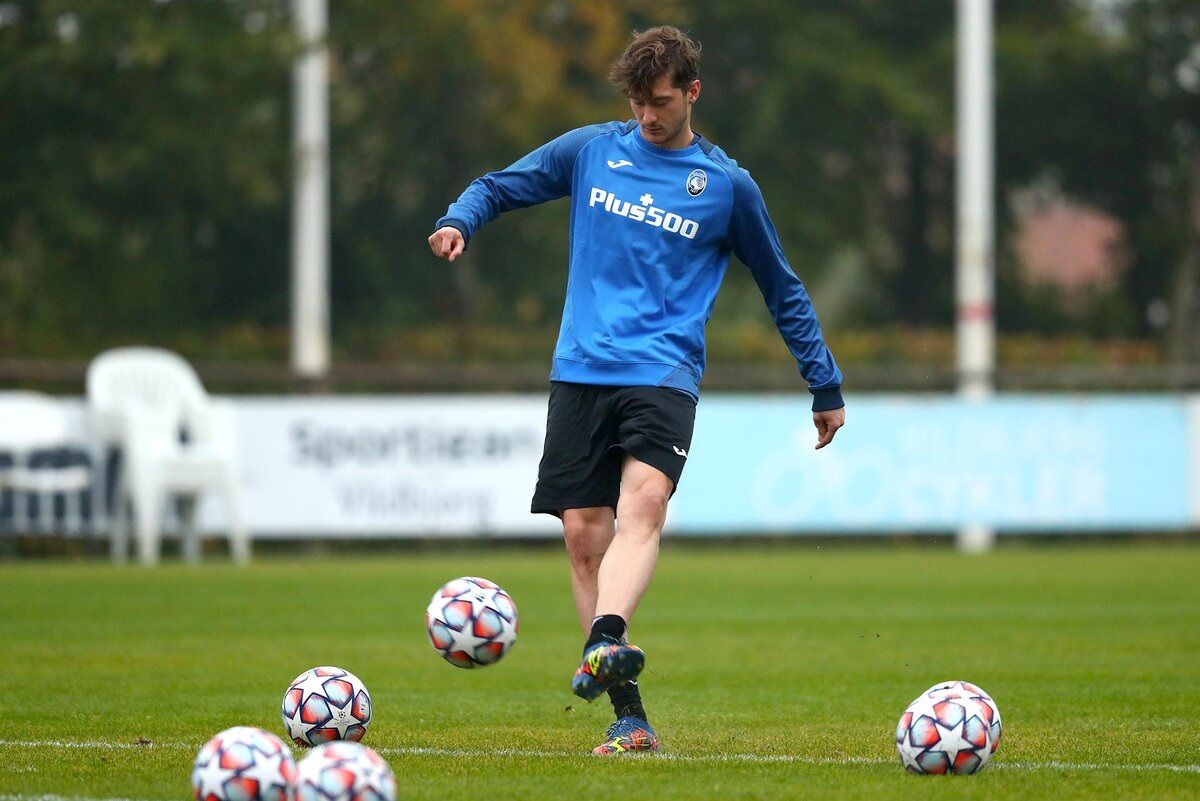 Алексей Миранчук шикарно дебютировал за "Аталанту". Фото - ФК "Аталанта".