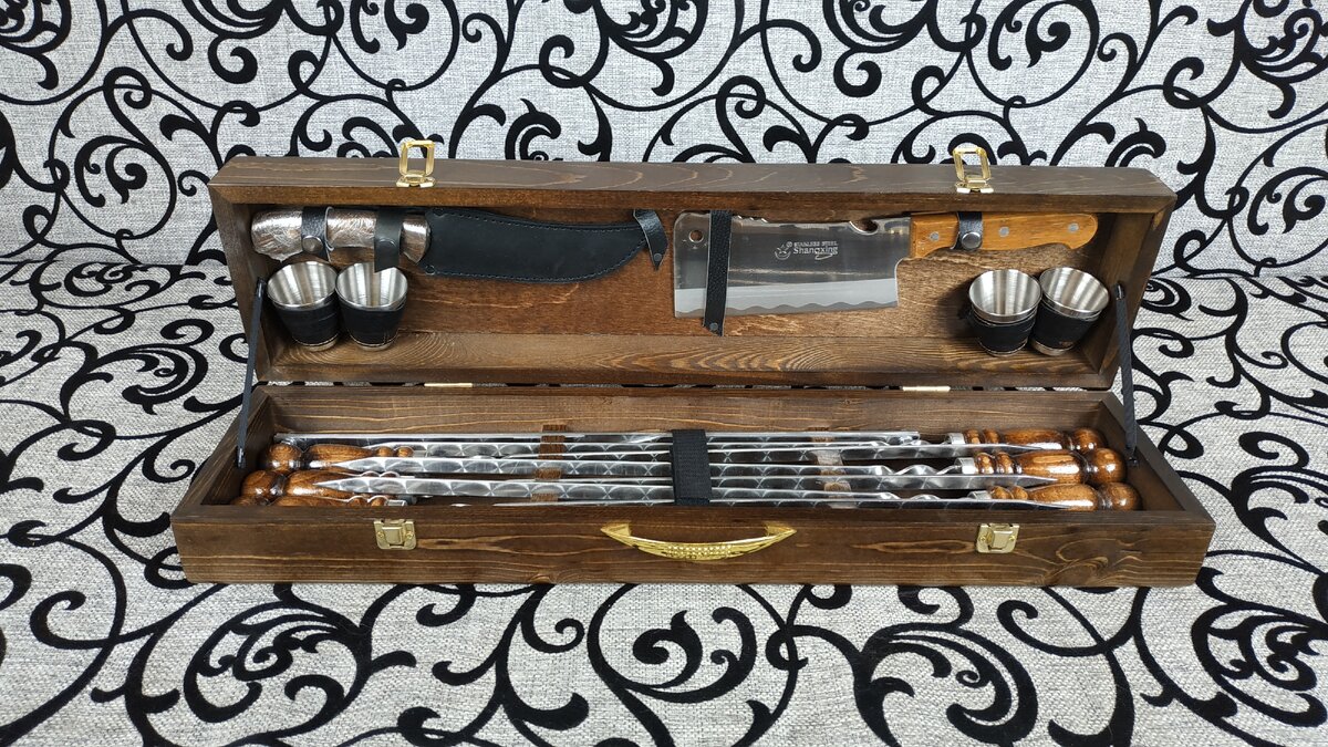 Шкатулка с шампурами средняя