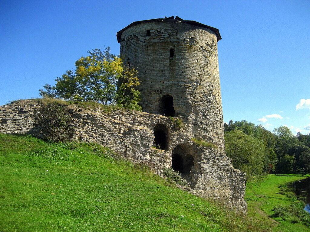 Гремячья башня. Фото яндекс картинки.