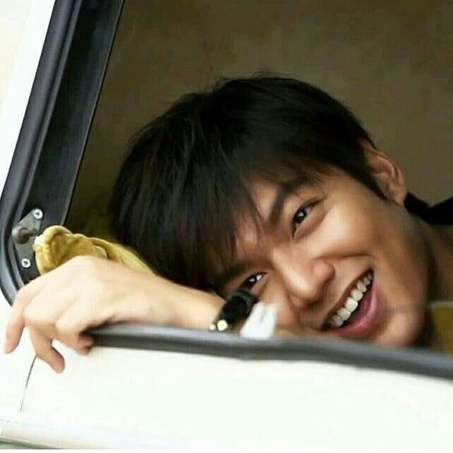 для привлечения внимания )