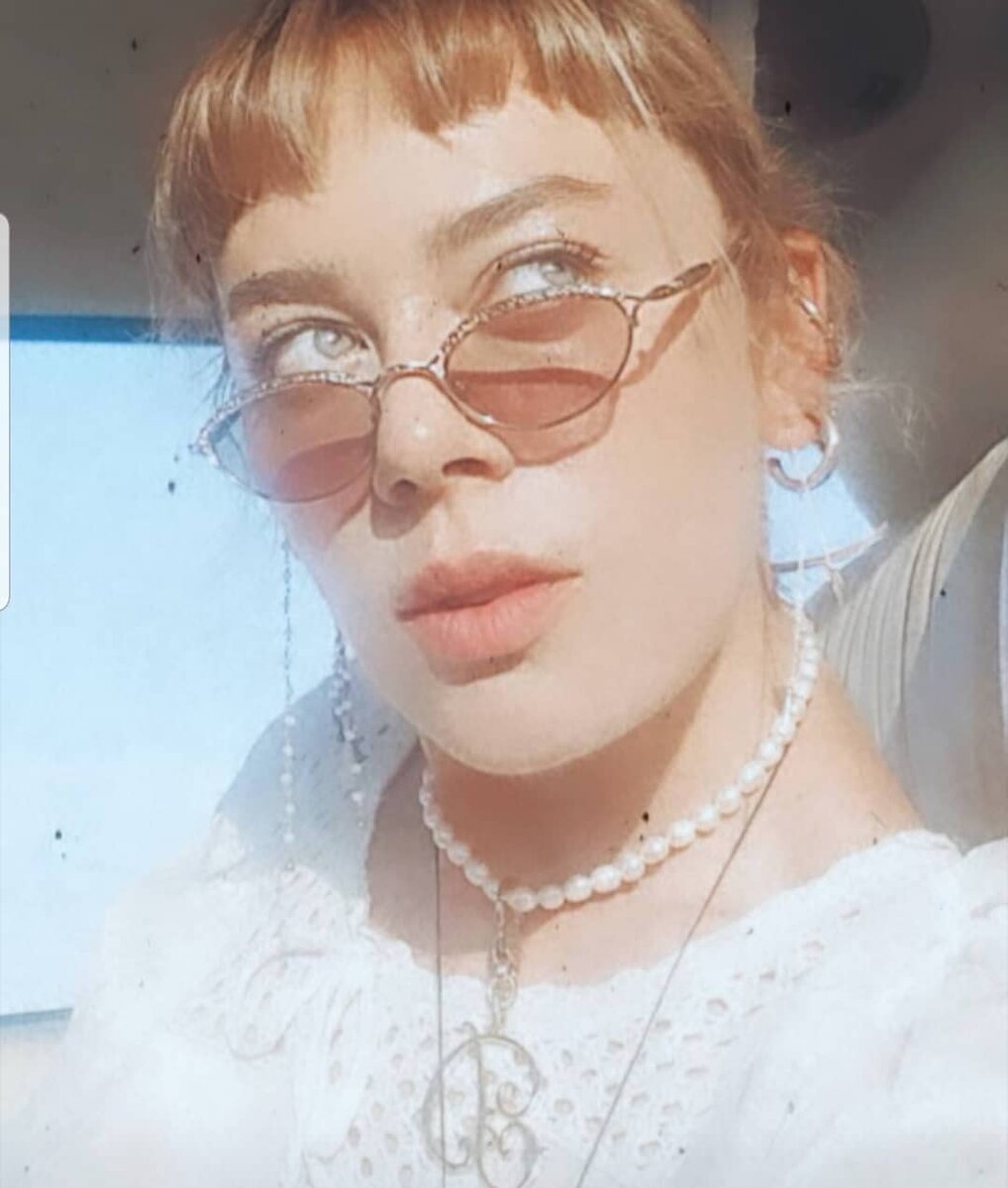 Демет Эвгар - https://www.instagram.com/temedragve/