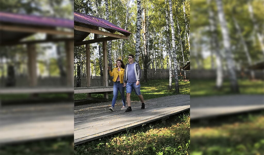 Молодая пара.