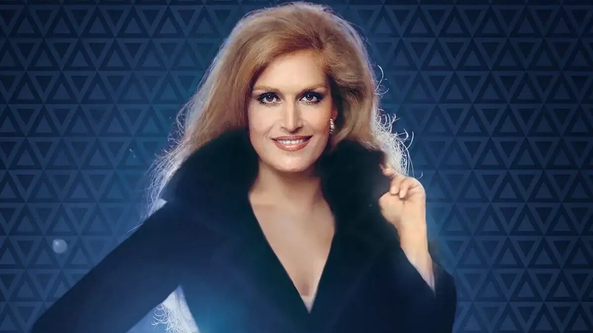 Иоланда джильотти далида. Далида 1987. Далида 1987. Жизнь далида. Французская певица далида.