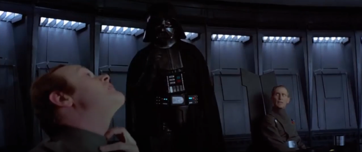 Вейдер наказывает губернатора за его дерзость 