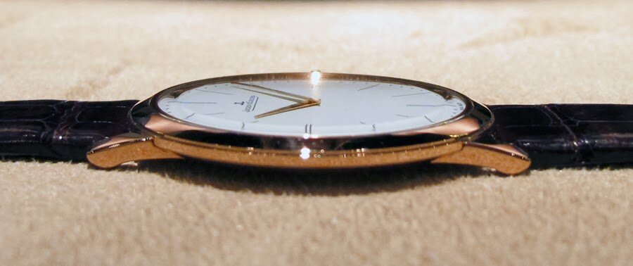 https://www.audemarspiguetreview.com/jaeger-lecoultre-thinnest-dress-watch-jaeger-lecoultre-1907/