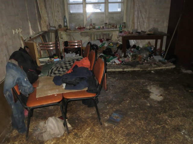 Дом алкашей