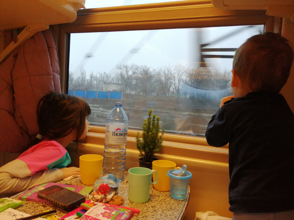 К деду. И к Морозу тоже) 