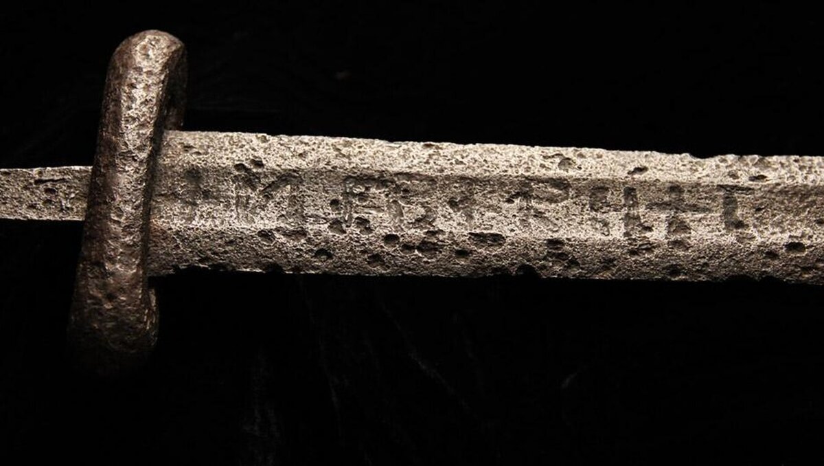 Клеймо "бренда" на мече, сохранившемся до нашего времени