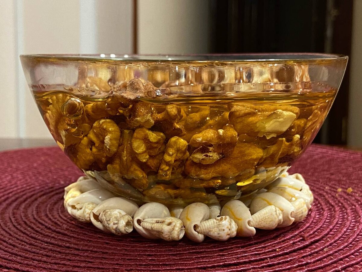 Мои любимые орешки с мёдом на десерт