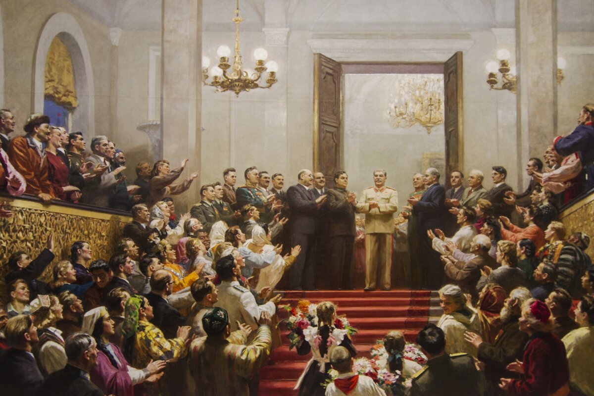 "Великому Сталину слава!" Художники: Ю.П. Кугач, Василий Нечитайло, Виктор Цыплаков. СССР. 1950 год.