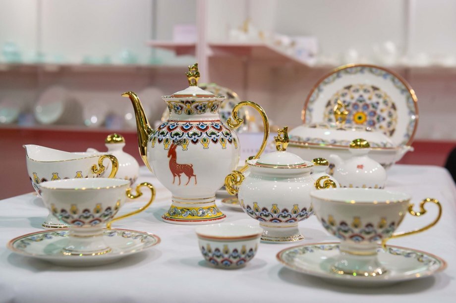 Китайский фарфор. Источник: https://yandex.ru/images/